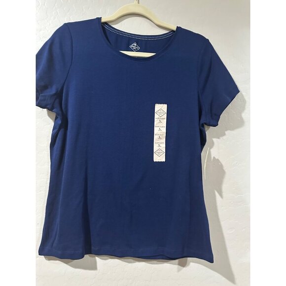 St. Johns Bay Petite Crew-Neck Essential Tee L short Sleeve NWT - Picture 1 of 5